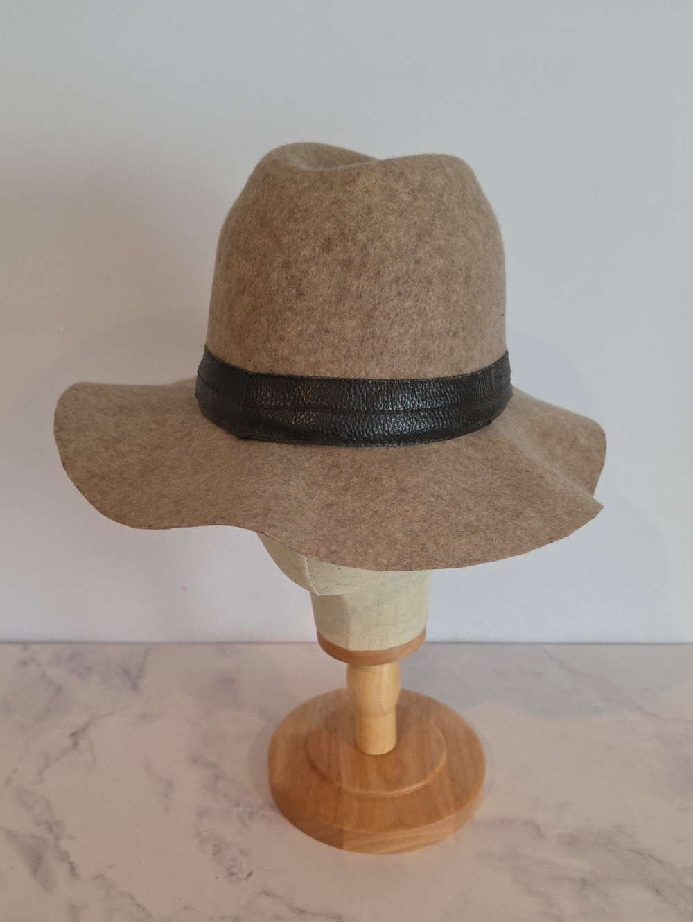 Kimchi Blue Brand New Tan Hat